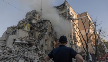 Drony aj zbrane dlhého doletu. Masívne ruské útoky na Kyjev zabili najmenej 17 ľudí