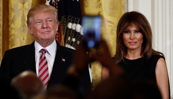 Trump vraj nevedel, že jeho právnik zaplatil pornohorečke za jej mlčanie