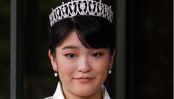 Lásku uprednostnila pred luxusom. Pre muža z pláže sa vzdala statusu princeznej