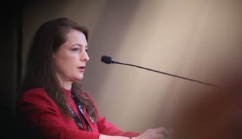 V čistom zarába vyše 5000 eur, no finančnú rezervu má len na mesiac. Na českú senátorku sa spustila vlna kritiky