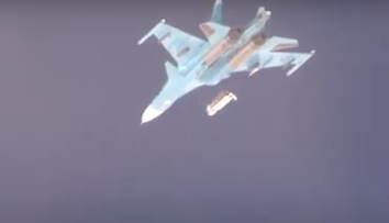 Rusi bombardujú vlastné mestá. Toto je dôvod, prečo na ne hádžu niekoľkotonové „monštrá“