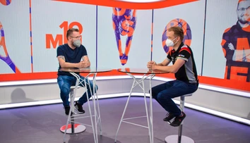 Zmenu tímu neľutuje, na trati však Maťa Homolu politicky silné značky predbiehajú. O čo presne ide?