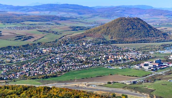 Slovenské mesto ide úplne proti trendu. Väčšinu trápi úbytok obyvateľov, ku nim sa hrnú mladí