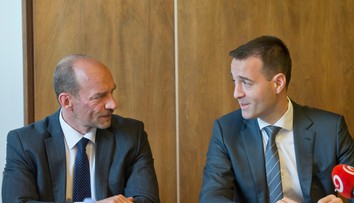 Minister Drucker verí šéfovi štátnej VšZP