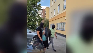 Po hádke mu mala vraziť nôž do hrude. Žena (35) skončila v putách