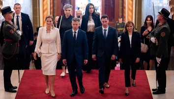 FOTO: Noví poslanci maďarského parlamentu skladajú prísahy. Pétera Magyara zvolia za premiéra
