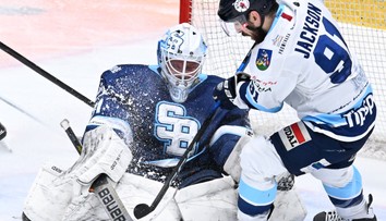 Slovan sa ujal vedenia vo finálovej sérii. Rozhodla záverečná tretina