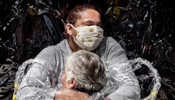 Poznáme víťazov súťaže World press photo: Toto sú najkrajšie a najsilnejšie snímky roka 2020