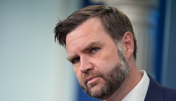 Mierové rokovania medzi USA a Iránom sa vo Švajčiarsku neuskutočnia. J. D. Vance zrušil plánovanú cestu