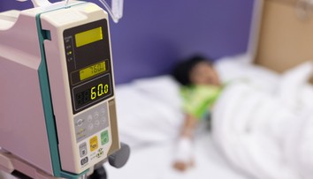 Mali podozrenie na covid, vykľula sa z toho vážna choroba. Malé dievčatko teraz čaká dlhá liečba