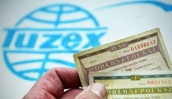 Západné džínsy za bony a cestovanie len s doložkou. Ako vyzeral náš svet pred novembrom ´89