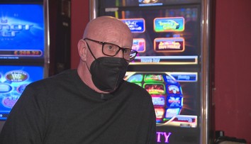 Má tisíceurový dôchodok, ale banka mu úver na tepelné čerpadlo do chalupy nedala