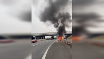 VIDEO: Na ceste pri Bratislave horelo auto