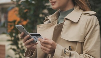 Zásadná zmena pri posielaní peňazí. Číslo účtu už nestačí