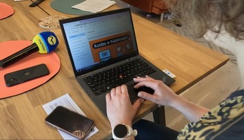 V Estónsku začnú voliť už v pondelok cez internet. Pozreli sme sa, ako to tam funguje