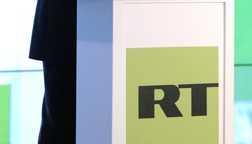 Britská banka zablokovala účty a karty televízie Russia Today