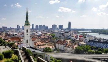 Počet obyvateľov Slovenska klesol tretí rok po sebe. Rozhodla kriticky nízka pôrodnosť