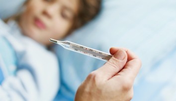 Muž prehltol teplomer ako dieťa. Lekári ho našli v jeho tele až po 20 rokoch