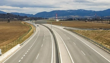 Pripravte sa na zdržania. Vodičov pod Tatrami čakajú týždne dopravných obmedzení