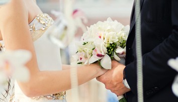 Seriálová kráska sa vydala. Tri zo ženíchových detí sú staršie ako ona!