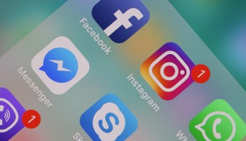 Neuveríte, ako často si v priemere kontrolujeme mobil. Mladých ho núti mať stále v rukách špecifický strach