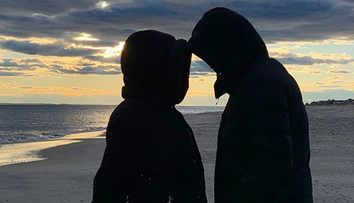 Ďalšia mamička v slovenskom šoubiznise. Herečka a hudobník sa stali rodičmi