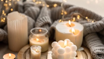 Obľúbené vonné sviečky: Nášmu zdraviu môžu škodiť viac ako cigaretový dym, varujú vedci