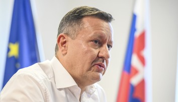 Lipšic prezradil novú skutočnosť. Vrah z Teplárne sa pred útokom obrátil na linku dôvery