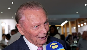 Prezidentskú penziu si užíva prácou. Rudolf Schuster natočil film, ukázal nám zábery zo súkromného archívu