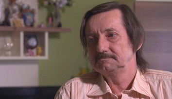 Invalidovi na vozíčku nedovolili susedia namontovať schodiskovú plošinu ani po roku