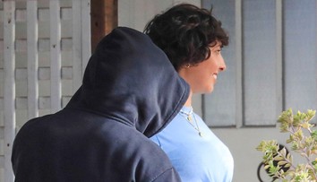 Mnohí si mysleli, že jeho priateľka je chlap: Hollywoodsky herec je opäť single