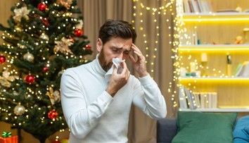 Stromček, prach aj chlad môžu pokaziť Vianoce. Odborníci vysvetľujú, prečo sa alergie v zime zhoršujú