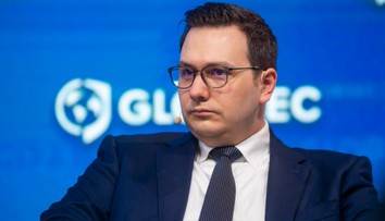 Český minister zahraničných vecí Lipavský zostáva vo Fialovej vláde ako nestraník