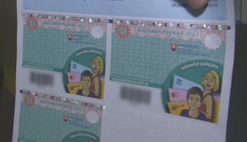 Zo školských kultúrnych poukazov sa stávajú bezcenné papiere, školy ich nevedia využiť