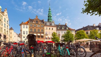 Obedy a bicykle zadarmo. Európske metropoly odmeňujú turistov za dobré správanie