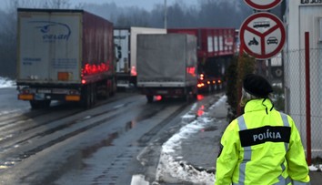 Nové protesty na Slovensku: Vstupujú do nich autodopravcovia, prekáža im aj transakčná daň