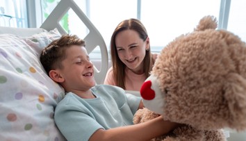 Na Slovensku vznikne prvý Ronald McDonald House. Jeho výstavbu môžete podporiť aj vy kúpou samolepky ručičky