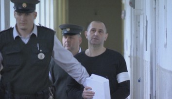 Dvaja lupiči z domu Ernesta Valka pred vyšetrovateľom a prokurátorom: Kto strieľal?