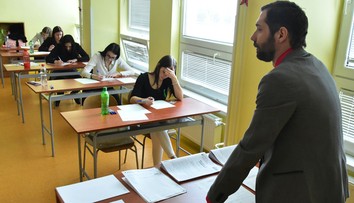 Tripartita sa nezhodla na kolektívnom vyjednávaní a financovaní škôl