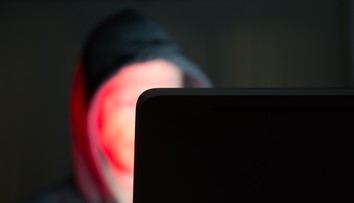 Polícia zadržala predátora z dokumentu V sieti. Dievčatá obťažoval aj po obvinení