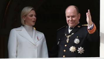 Monacké knieža Albert II. je prvým šľachticom, ktorý sa nakazil koronavírusom