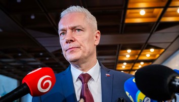 Poslanca Ferenčáka fyzicky napadli pred dcérou. Po údere skončil na zemi v krvi