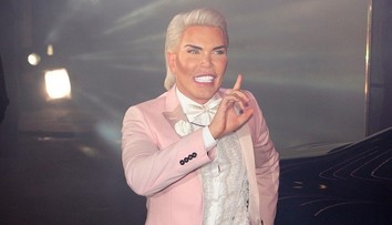 Už nevie ako zaujať? Zo živého Kena sa stala živá Barbie