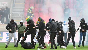 Zasiahli ťažkoodenci na včerajšom zápase neskoro? Prečítajte si stanovisko polície