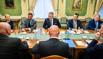 Premiér Fico preberá iniciatívu pri jadrovej elektrárni. Stretol sa s akcionármi