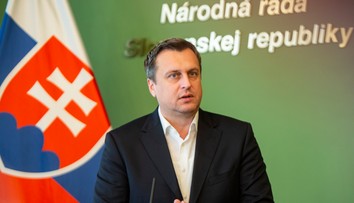 Danko: Nikto neodmietol financie z USA, lebo žiadne ponúknuté neboli