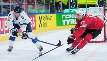 Obrovskú finálovú drámu rozseklo až predĺženie. Fínsko vyfúklo domácim titul majstrov sveta