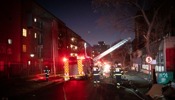 VIDEO: Pri požiari v Johannesburgu zahynulo vyše 70 ľudí. Najmladšia obeť nemala ani dva roky