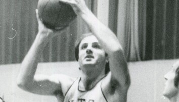 V slávnej ére vybojoval Interu historicky prvý titul majstra Československa. Zomrel Marian Kotleba