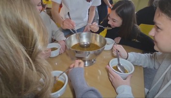 Našli spôsob, vďaka ktorému žiaci jedia polievky vo veľkom. Škola prišla s originálnym nápadom